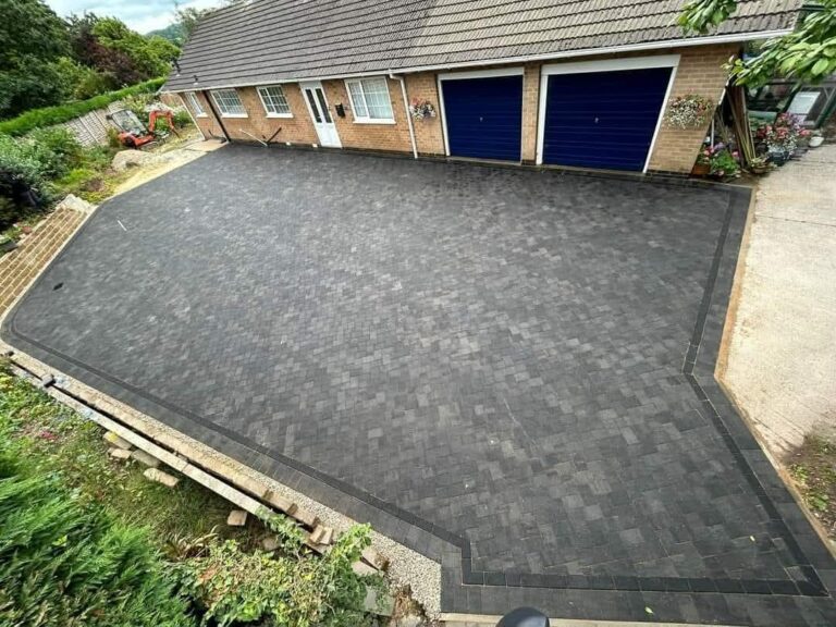 Heritage Paving installed block paved driveway