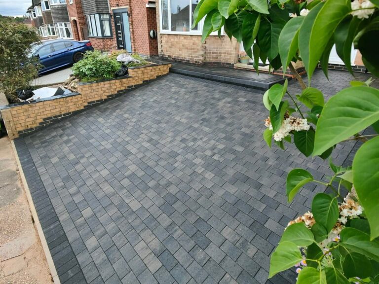 Heritage Paving installed block paved driveway