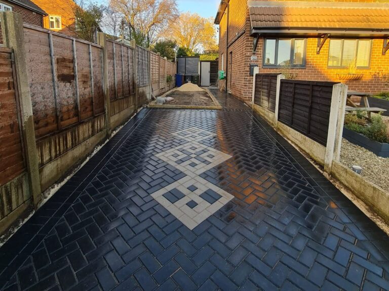 Heritage Paving installed block paved driveway